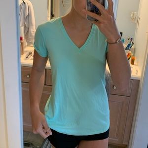 green nike top
